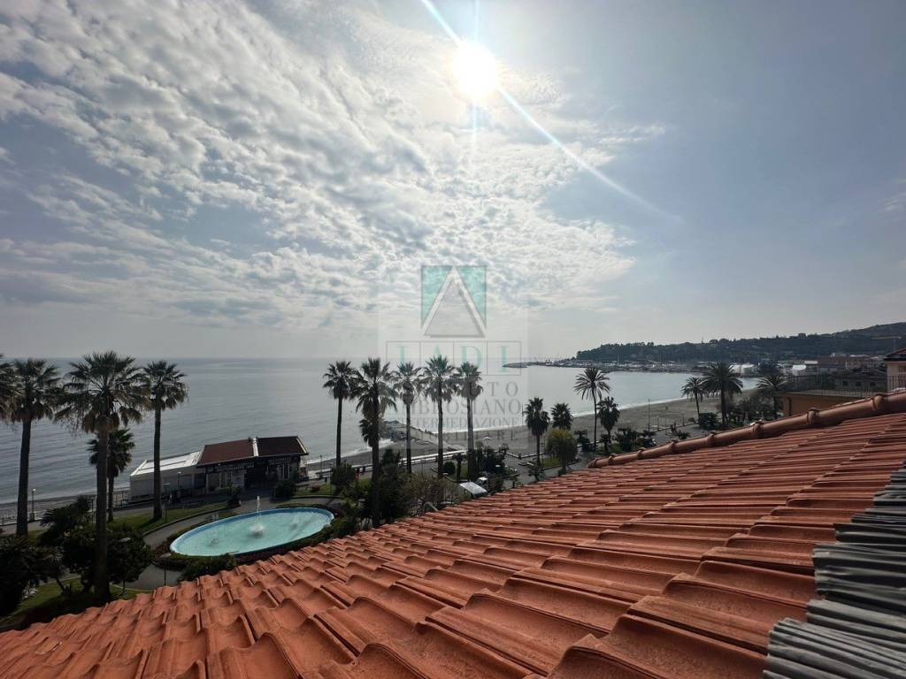 appartamento in vendita a Varazze