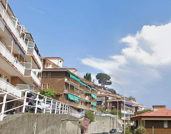 appartamento in vendita a Varazze