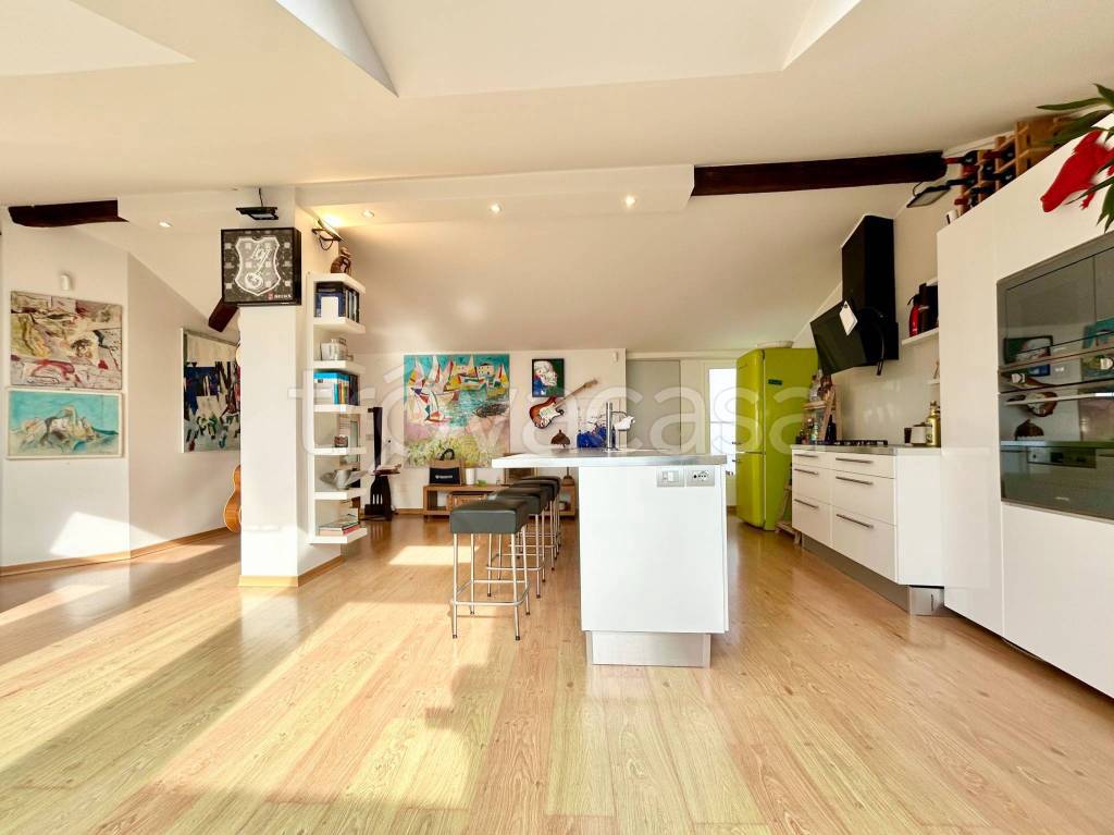 appartamento in vendita a Varazze