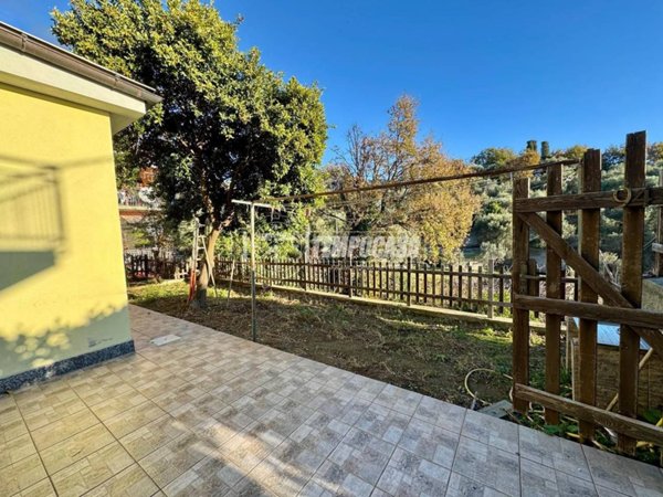 appartamento in vendita a Varazze in zona Cantalupo