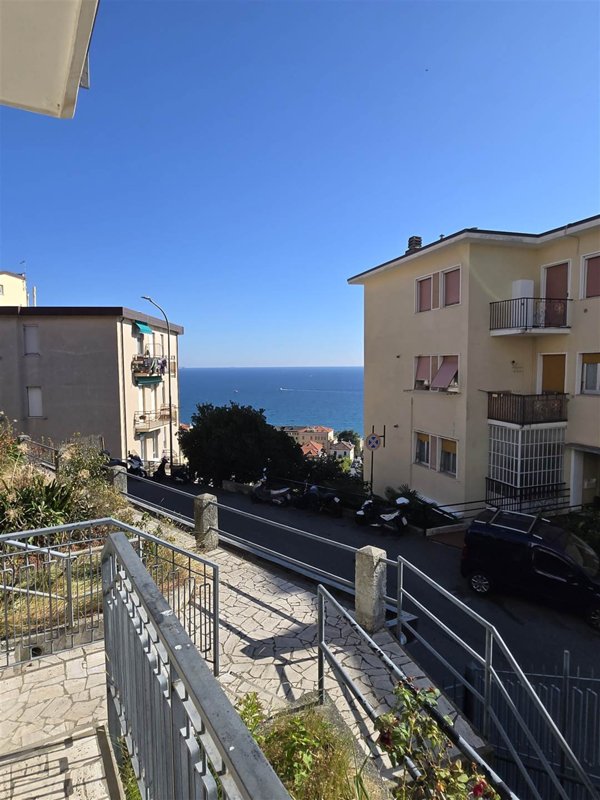 appartamento in vendita a Varazze