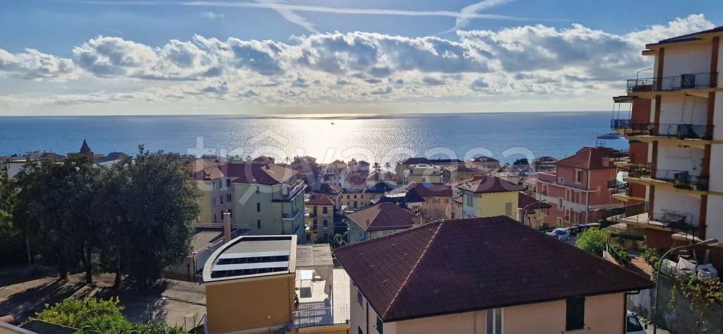 appartamento in vendita a Varazze