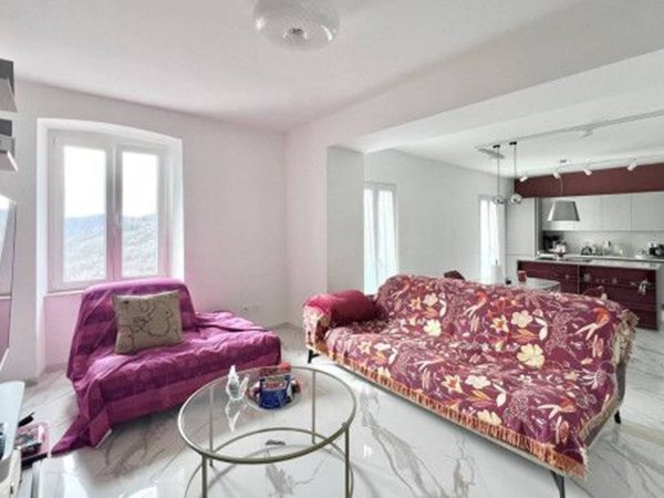 appartamento in vendita a Varazze