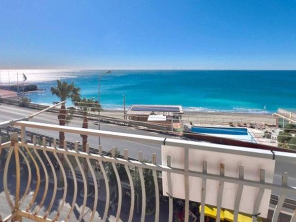 appartamento in vendita a Varazze