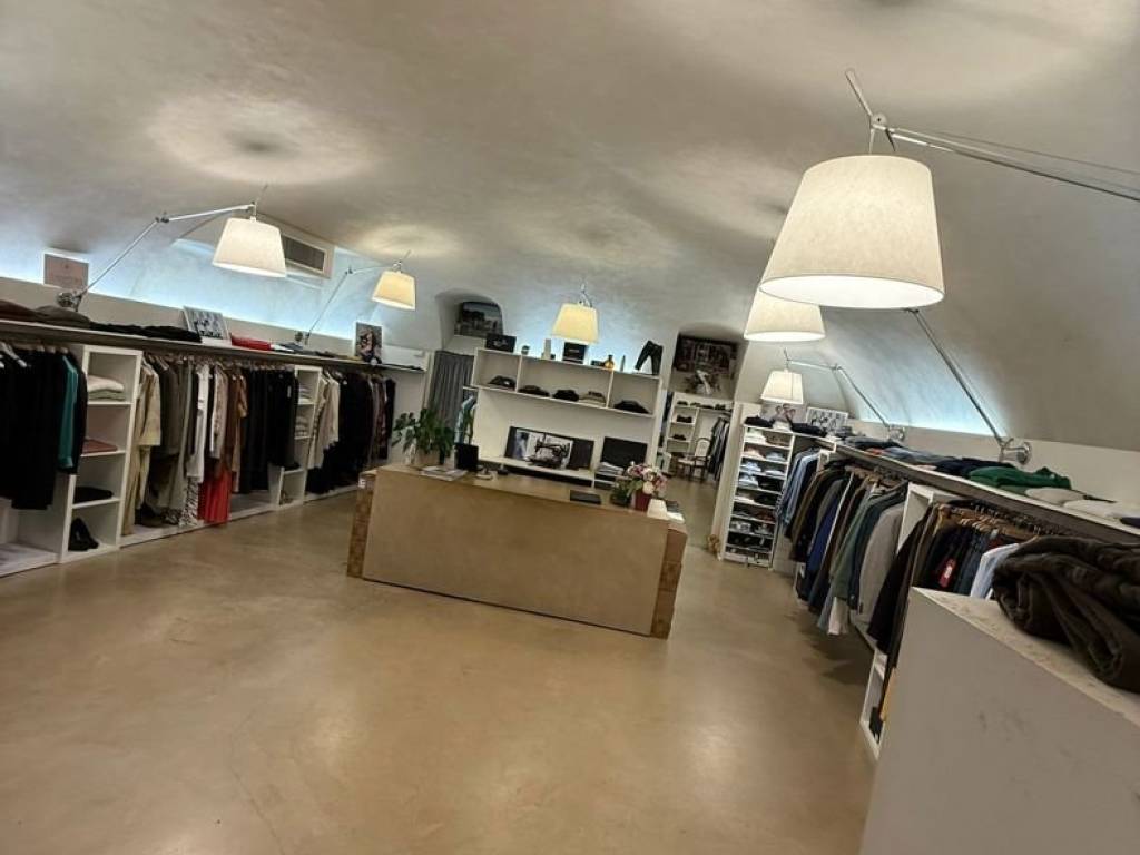 negozio in vendita a Varazze