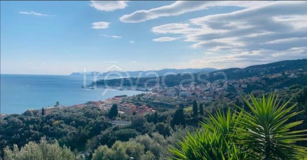 appartamento in vendita a Varazze