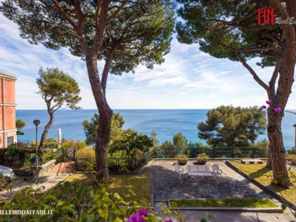 appartamento in vendita a Varazze