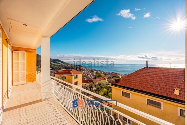 appartamento in vendita a Varazze