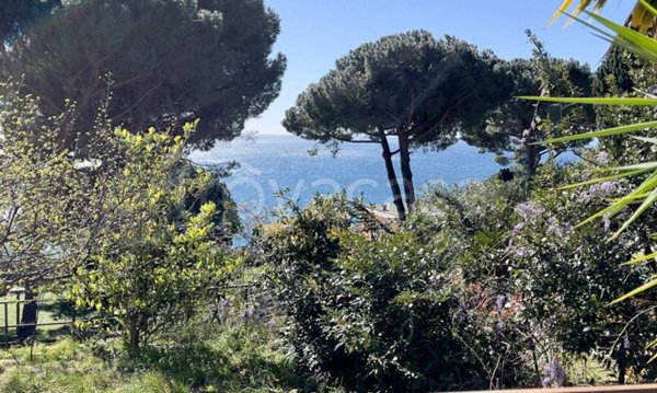 appartamento in vendita a Varazze