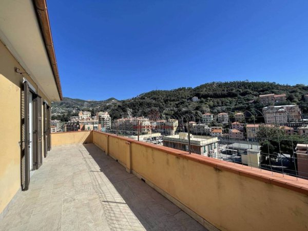 appartamento in vendita a Varazze