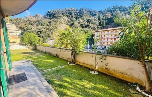 appartamento in vendita a Varazze