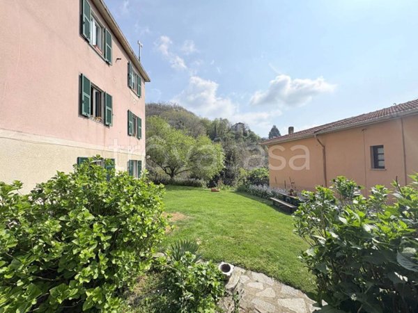 appartamento in vendita a Varazze in zona Alpicella