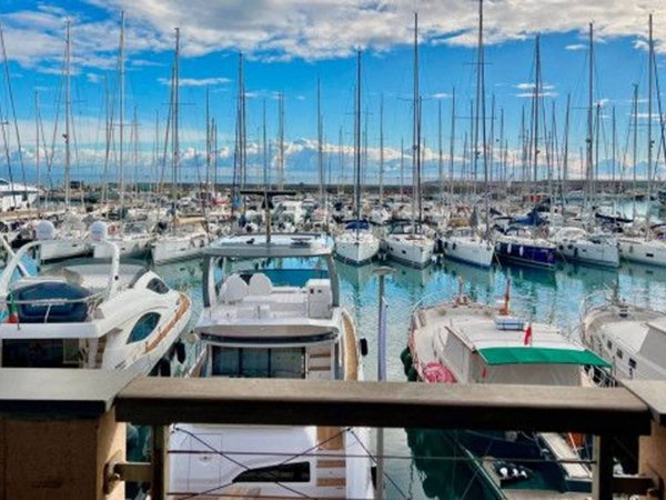 appartamento in vendita a Varazze