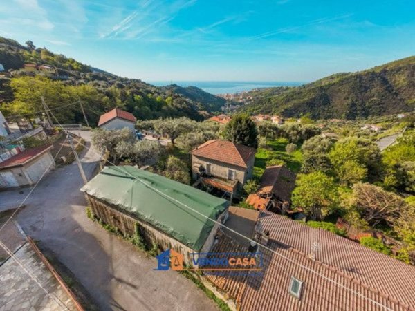 casale in vendita a Varazze in zona Casanova