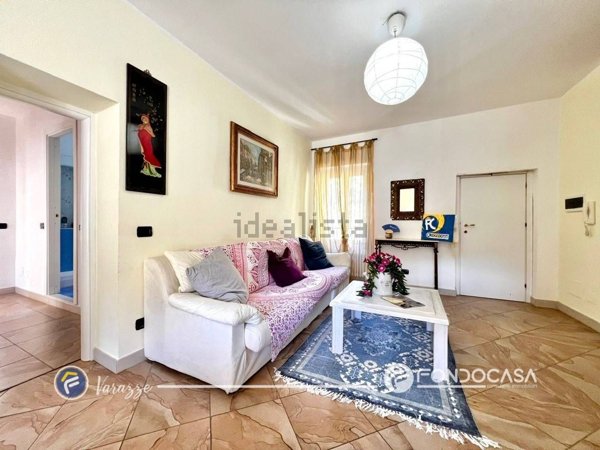 casa semindipendente in vendita a Varazze