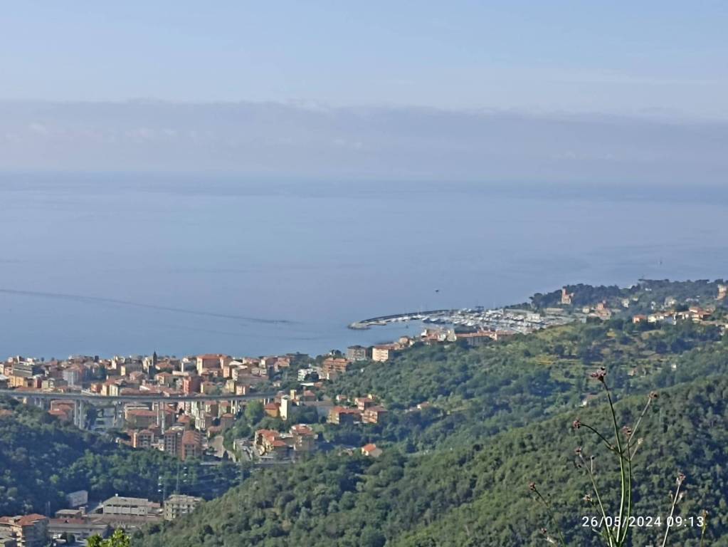 terreno agricolo in vendita a Varazze in zona Casanova