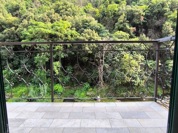 intera palazzina in vendita a Varazze in zona Casanova