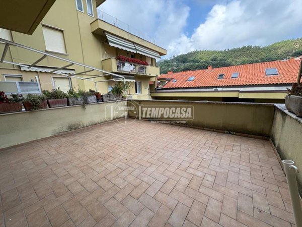 appartamento in vendita a Varazze in zona Cantalupo