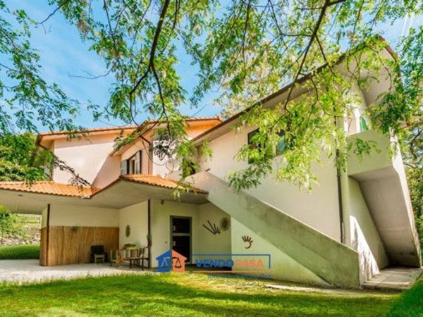 casa indipendente in vendita a Varazze