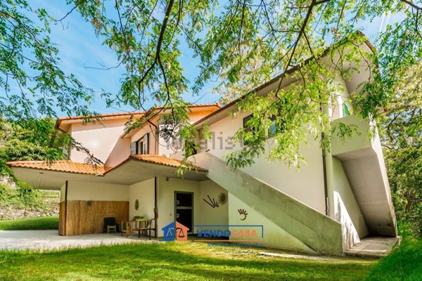 casa indipendente in vendita a Varazze