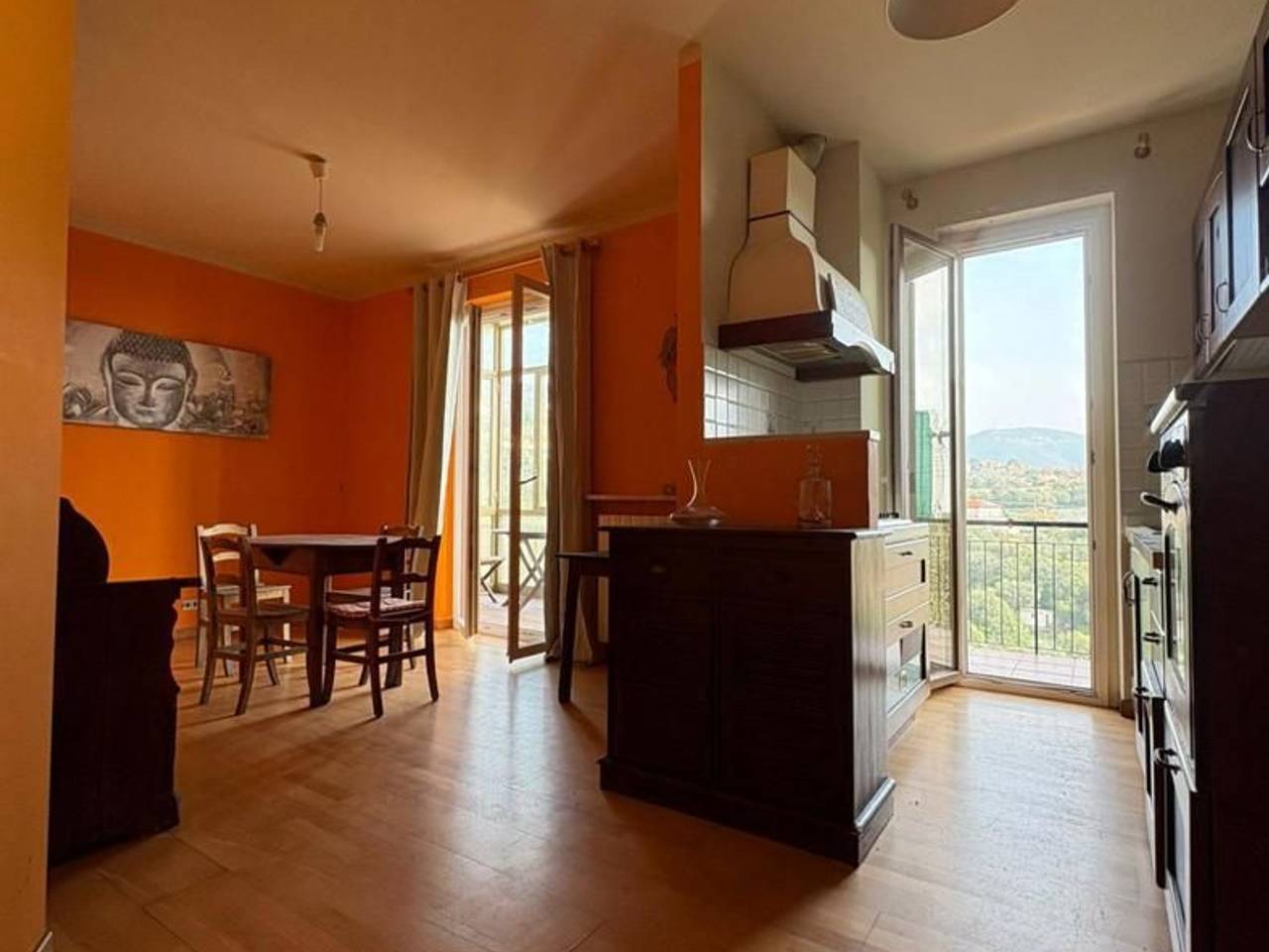 appartamento in vendita a Varazze in zona Castagnabuona
