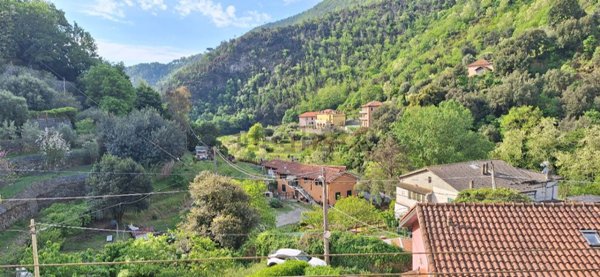 appartamento in vendita a Varazze