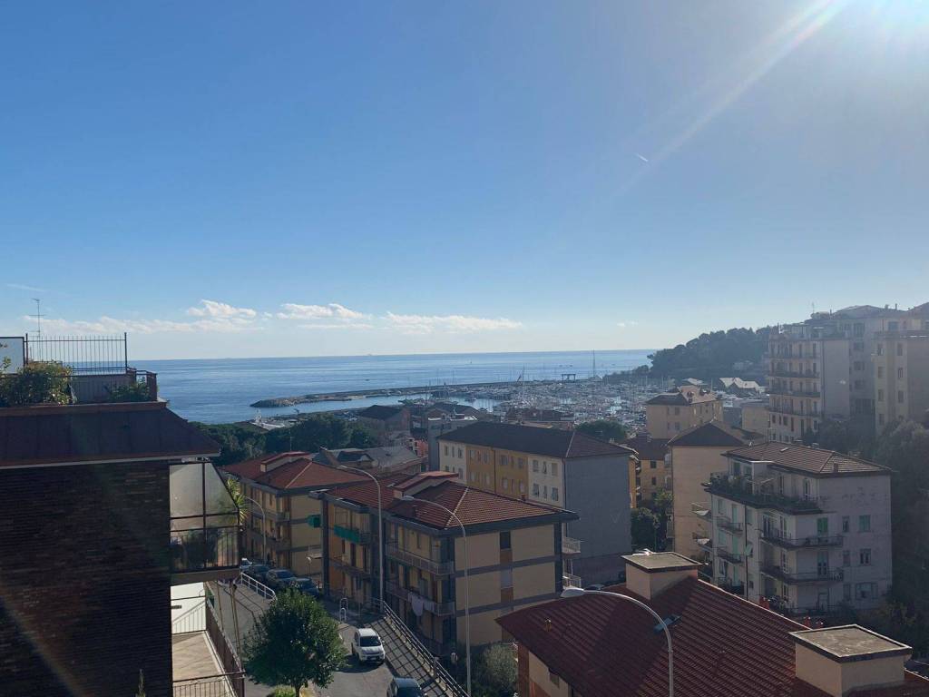 appartamento in vendita a Varazze