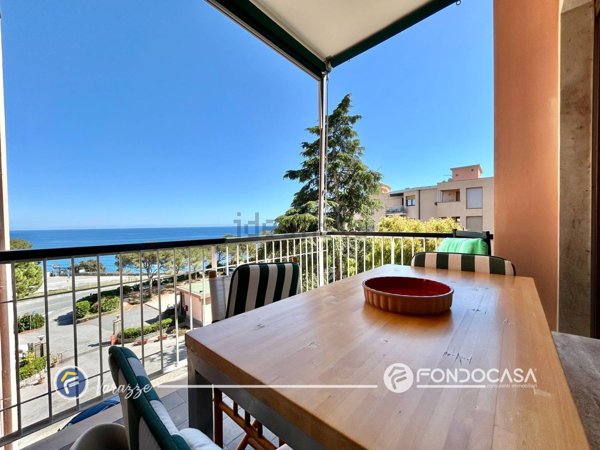 appartamento in vendita a Varazze