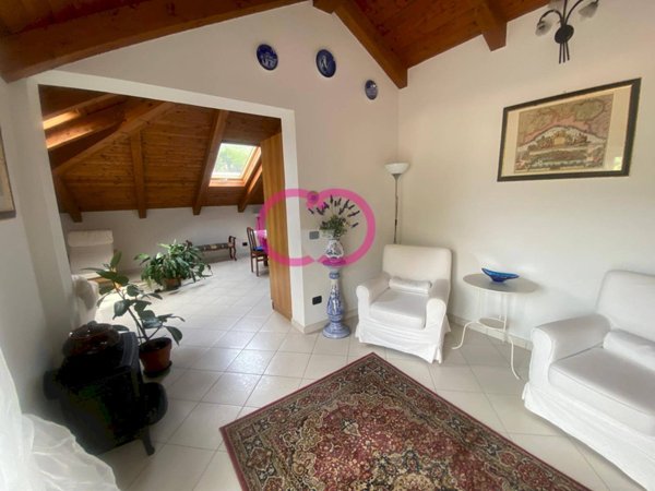 appartamento in vendita a Varazze in zona Pero