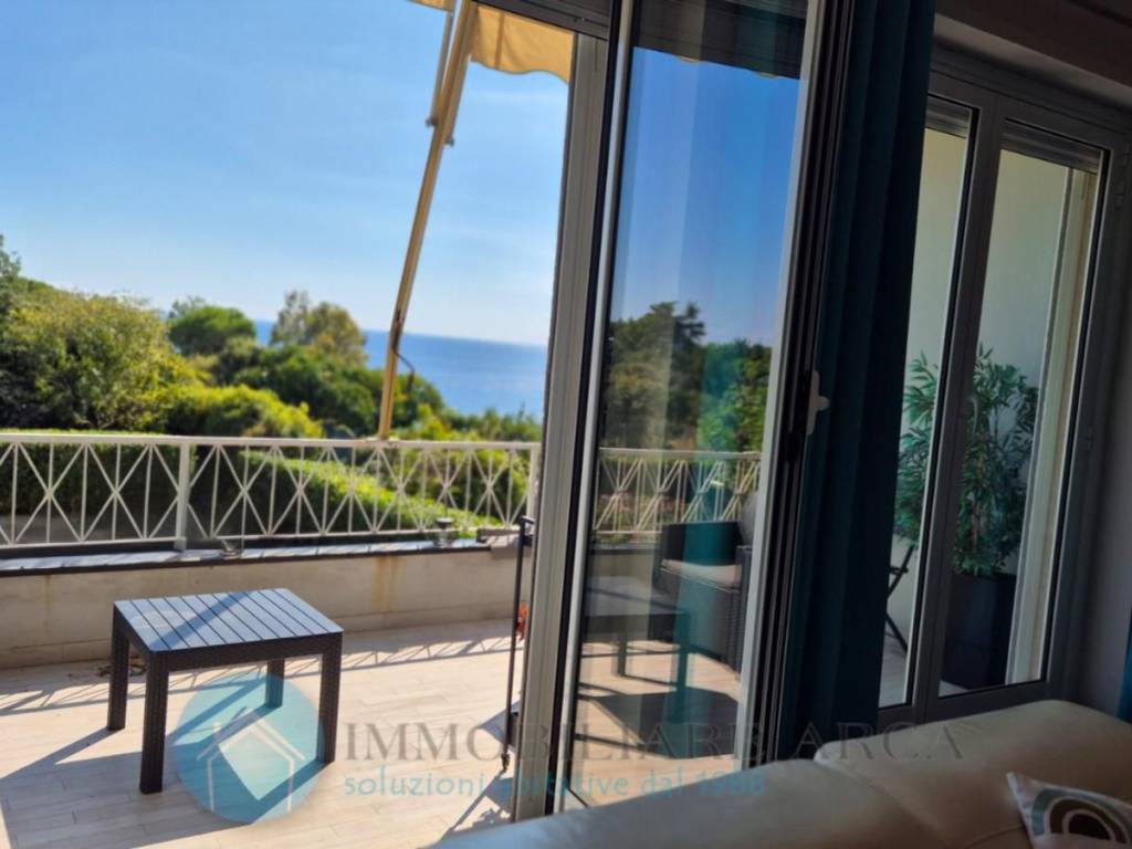 casa indipendente in vendita a Varazze