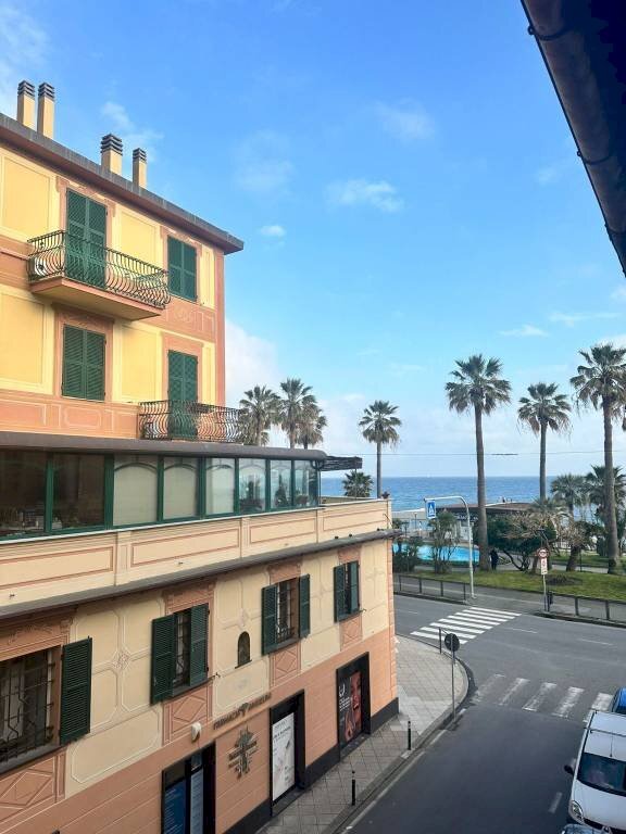 appartamento in vendita a Varazze
