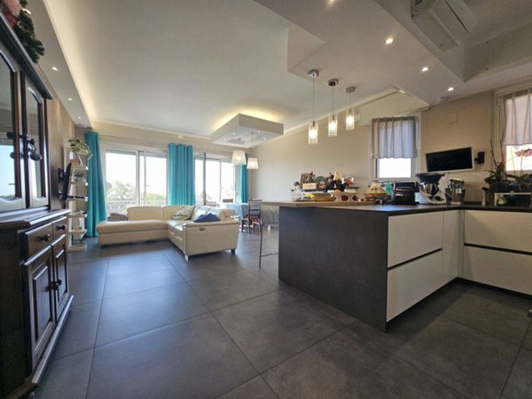 casa indipendente in vendita a Varazze