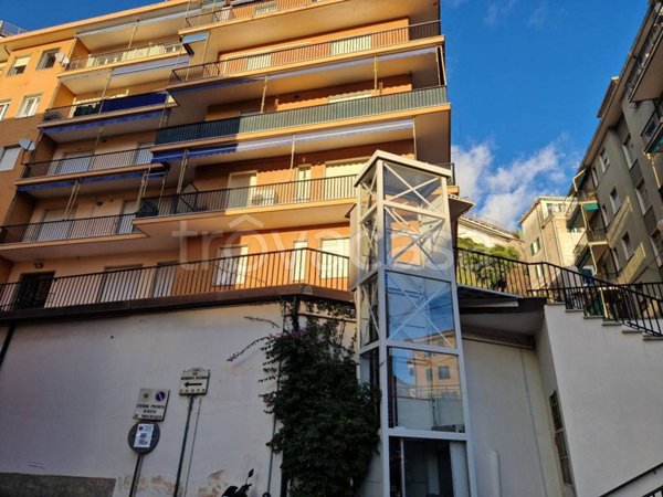 appartamento in vendita a Varazze in zona Cantalupo