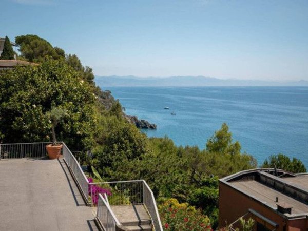 appartamento in vendita a Varazze