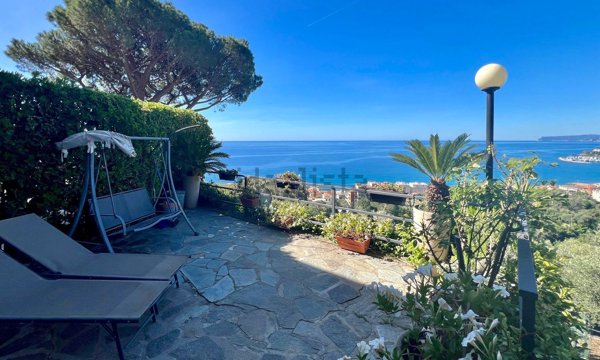 appartamento in vendita a Varazze