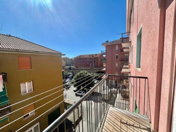 appartamento in vendita a Varazze in zona Cantalupo