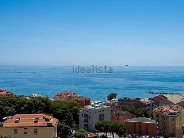 appartamento in vendita a Varazze in zona Cantalupo
