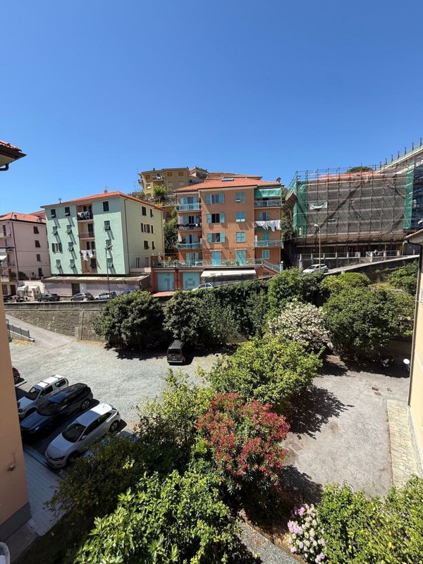 appartamento in vendita a Varazze in zona Cantalupo