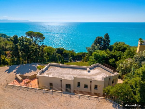 casa indipendente in vendita a Varazze