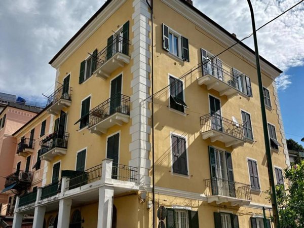 appartamento in vendita a Varazze in zona Cantalupo