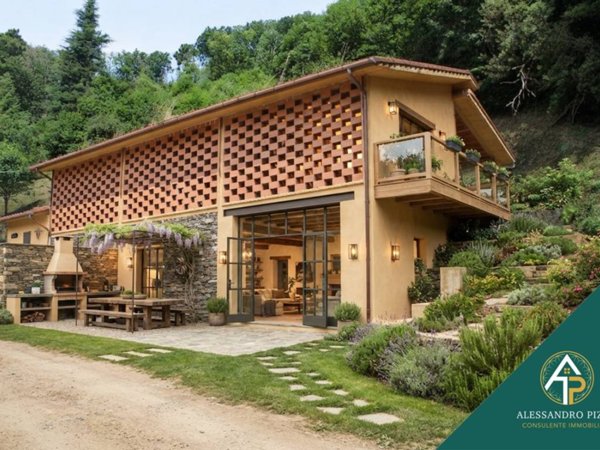 casa indipendente in vendita a Varazze in zona Faje