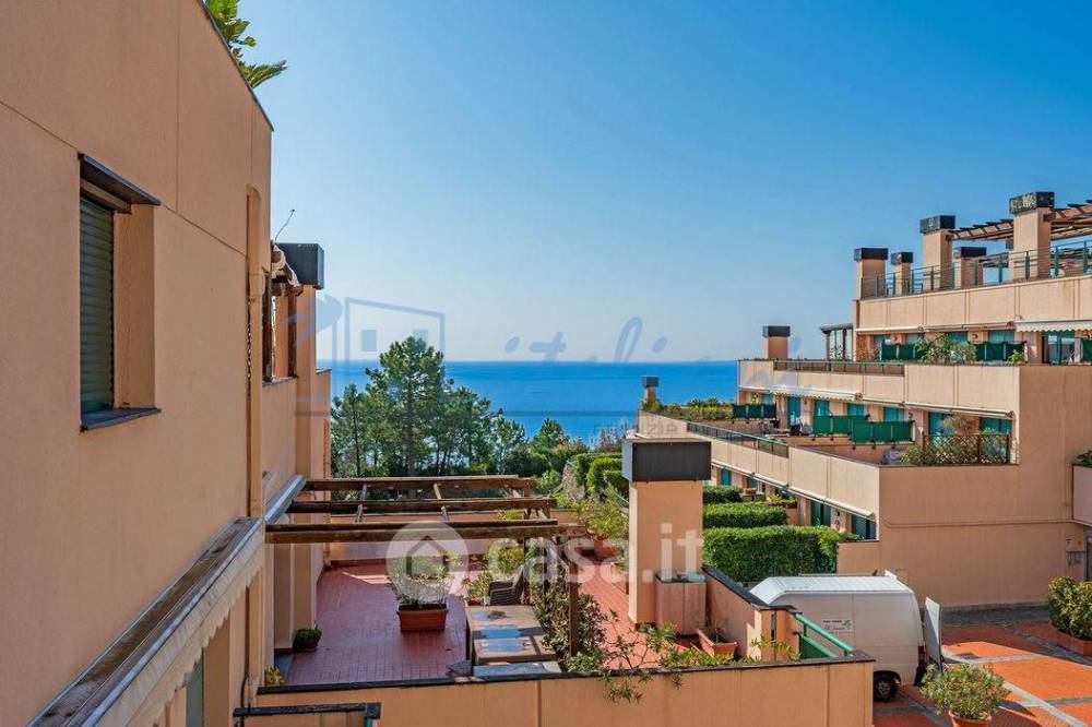 appartamento in vendita a Varazze