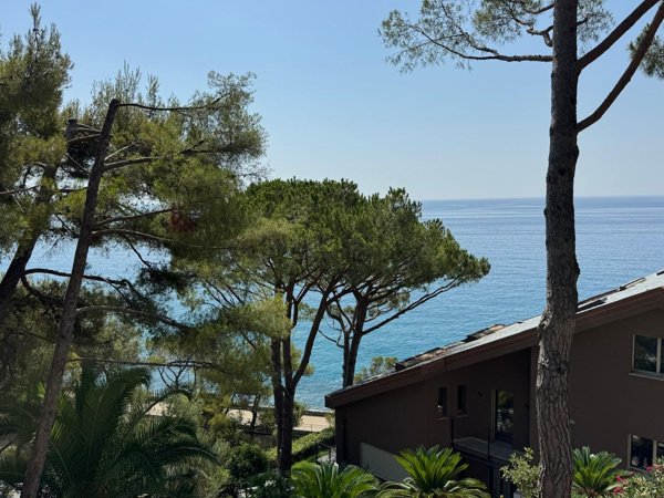 appartamento in vendita a Varazze