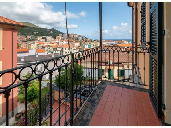 appartamento in vendita a Varazze in zona Cantalupo