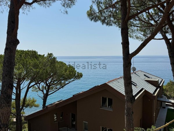 appartamento in vendita a Varazze
