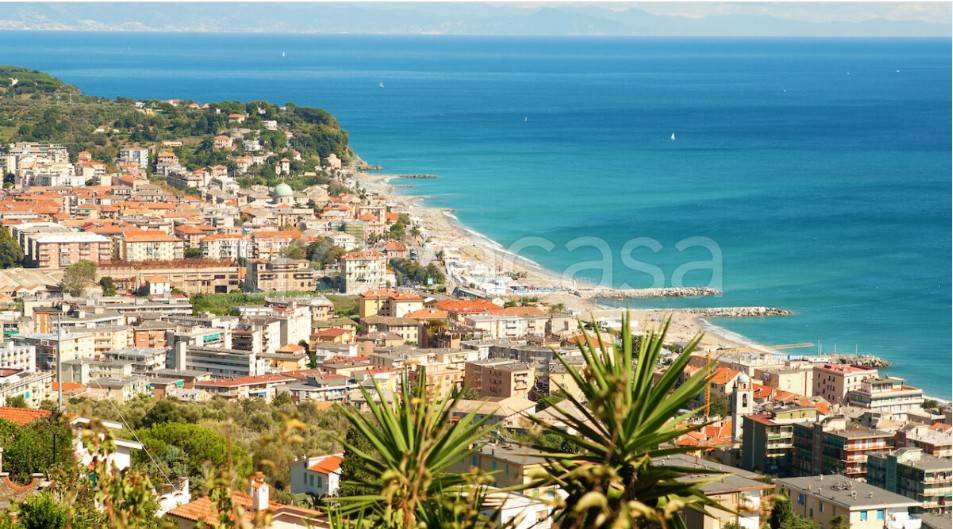 appartamento in vendita a Varazze