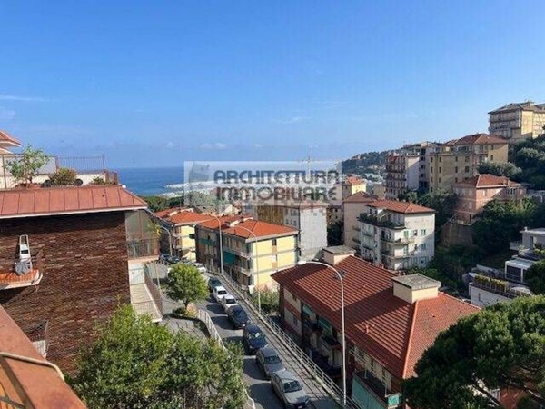 appartamento in vendita a Varazze in zona Cantalupo