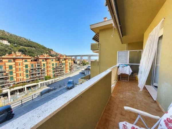 appartamento in vendita a Varazze in zona Cantalupo