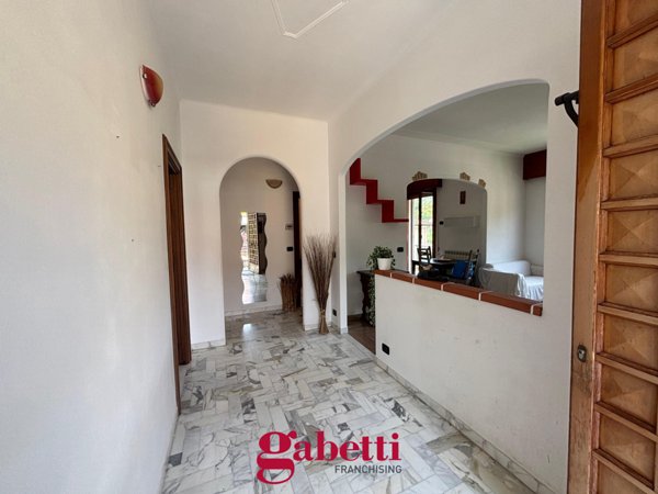 casa indipendente in vendita a Varazze in zona Pero