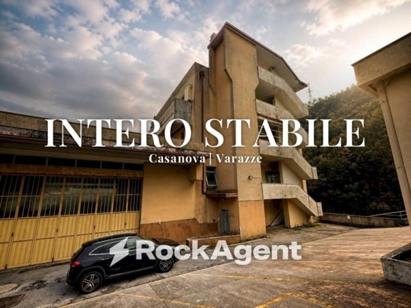 intera palazzina in vendita a Varazze in zona Casanova